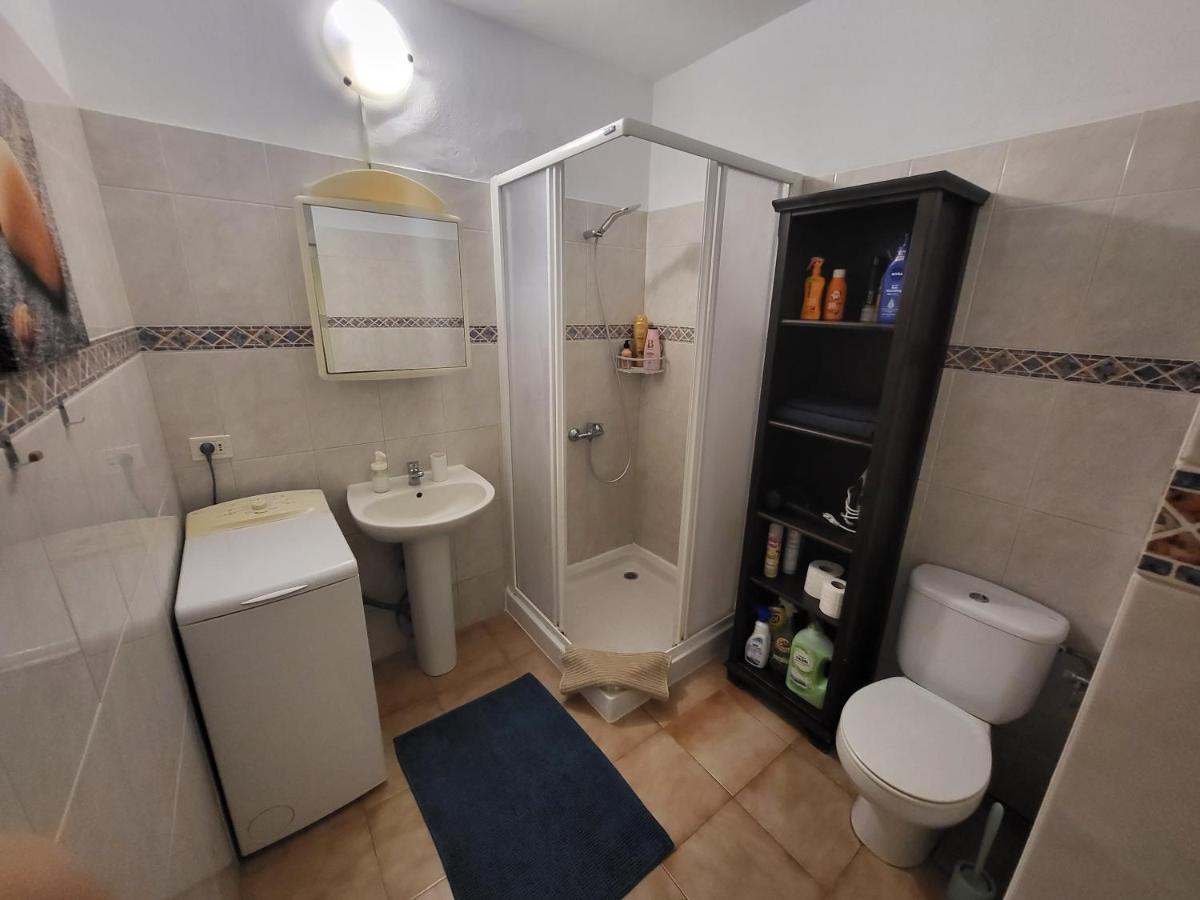 Studio With Garden Arona  Dış mekan fotoğraf